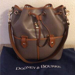 DOONEY & BOURKE - Large Drawstring Bucket Bag